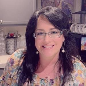 Meet your Posher, Laurie